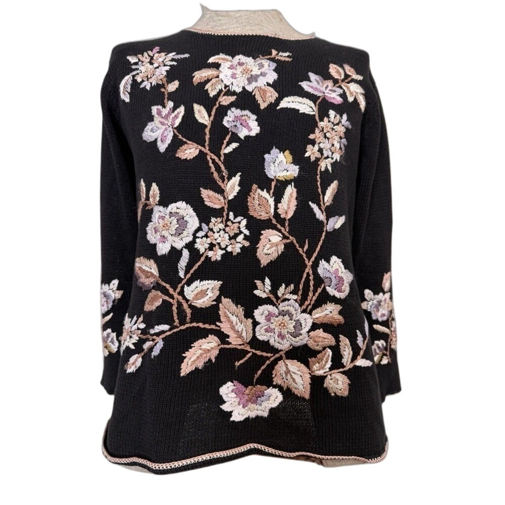 Vintage Womens M Long Black Sweater Embellished Flowers Beautiful Floral beaded